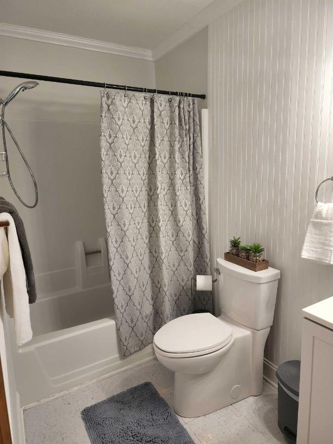 Cottage By The Beach Best Suited For Large Groups Wilmington Bagian luar foto
