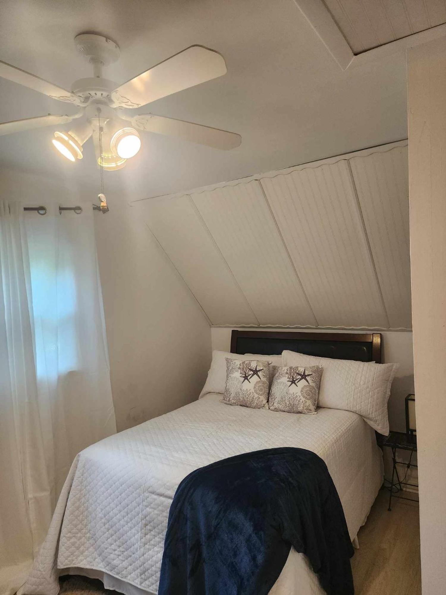Cottage By The Beach Best Suited For Large Groups Wilmington Bagian luar foto