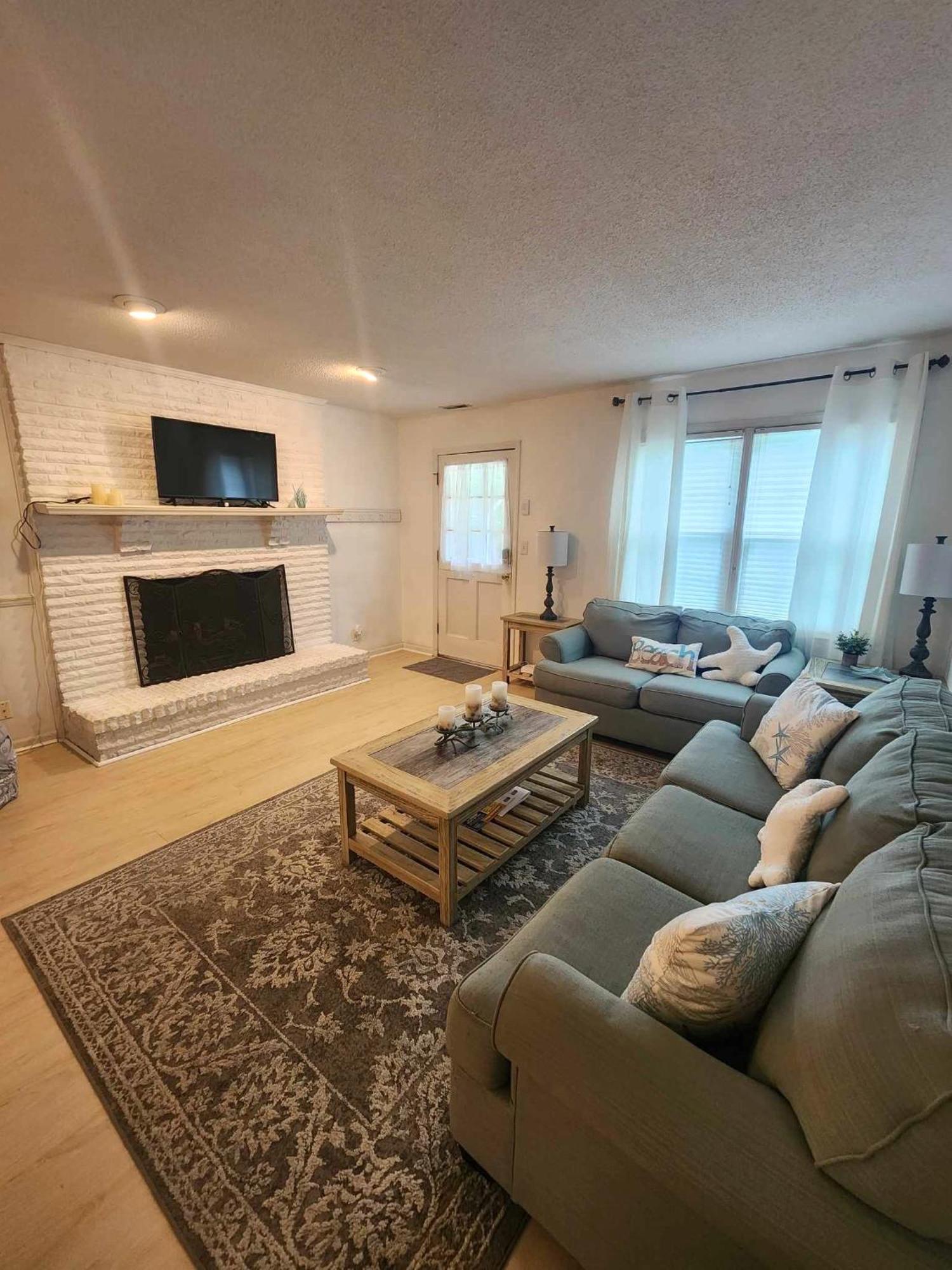 Cottage By The Beach Best Suited For Large Groups Wilmington Bagian luar foto